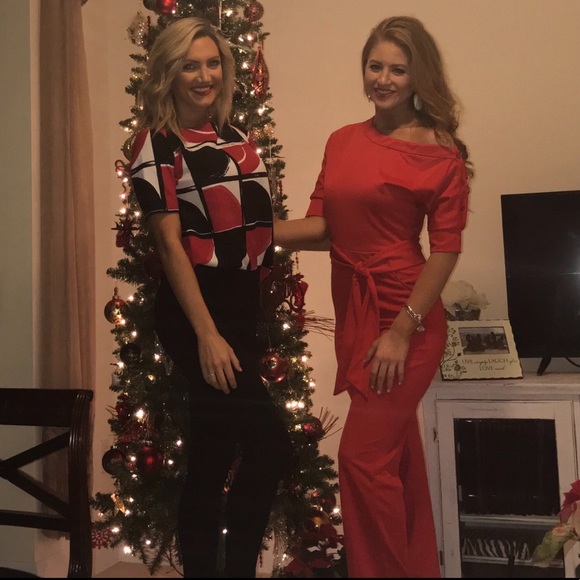 Red jumpsuit, with pockets! - Picture 7 of 10